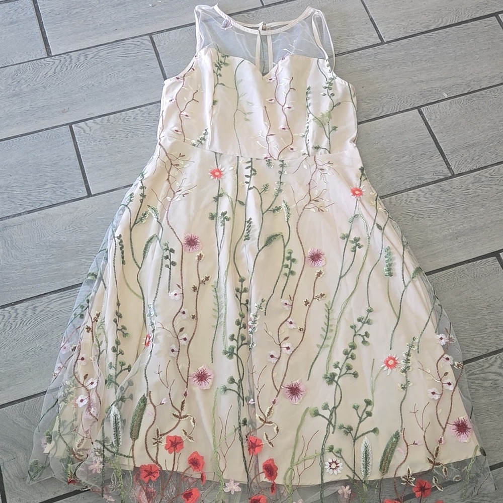 TYY Beige Floral Embroidered Mesh Midi Dress Sleeveless Illusion Neck XXL